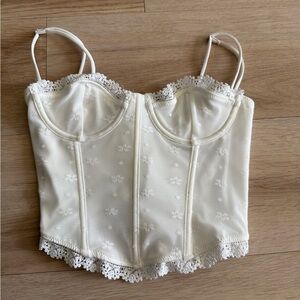 🤍White Fox Cream Lace Bustier Top